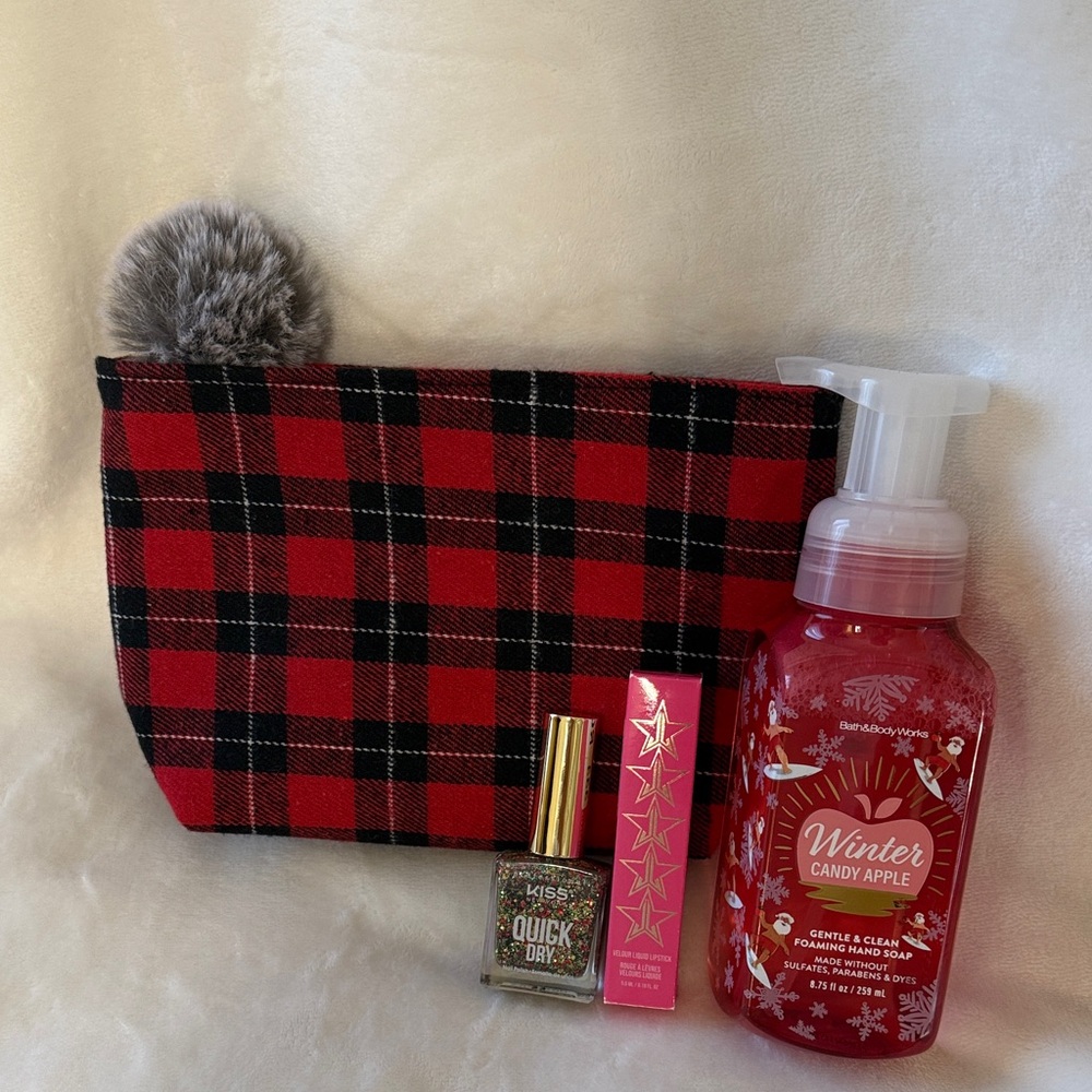 Beauty Bundle NWT